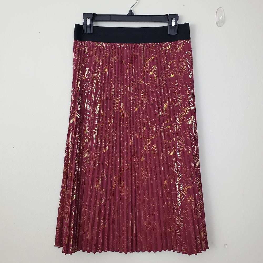Lularoe Elegant Jill Metallic Pleated Skirt